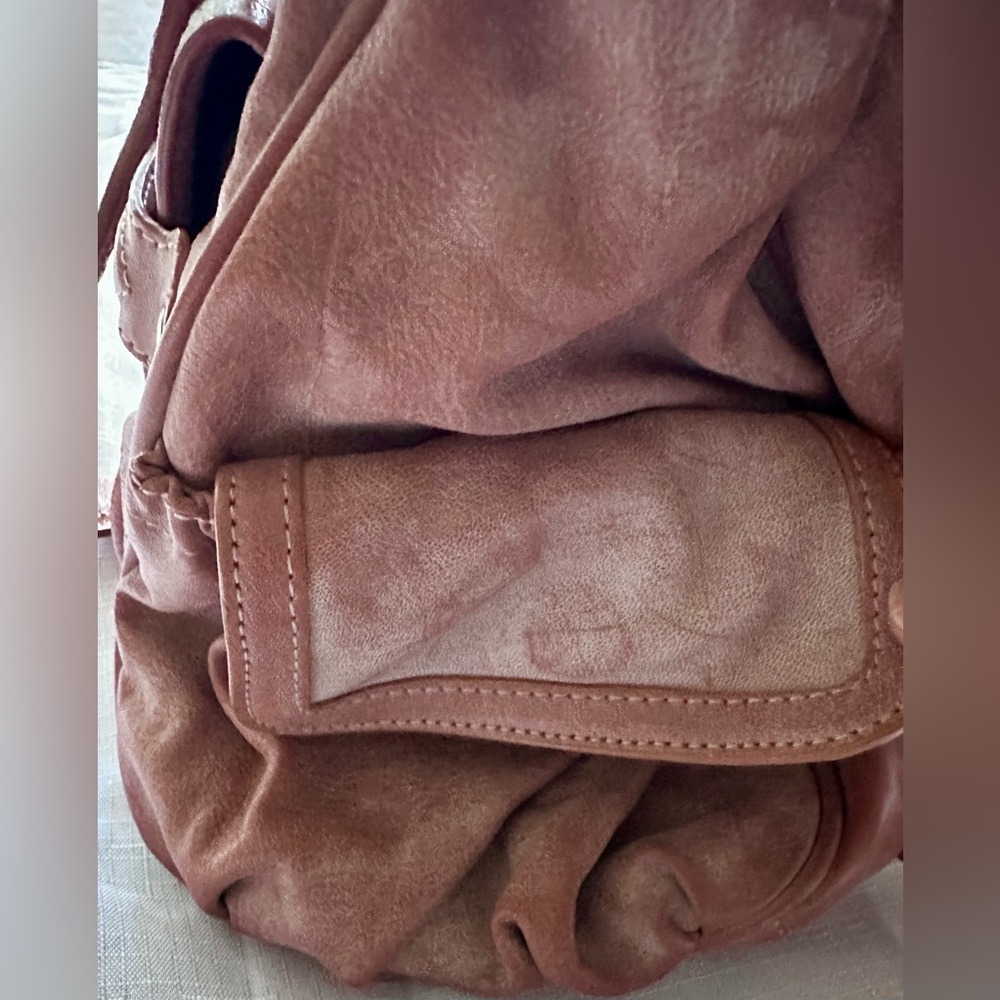 🔥👜 Junior Drake Dusty Rose Leather Bag -- this bag understood the assignment💅 - Picture 13 of 16